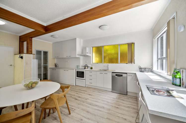 318 Huia Road Titirangi_5