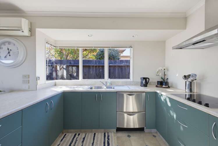 82 Oranga Street New Plymouth_13
