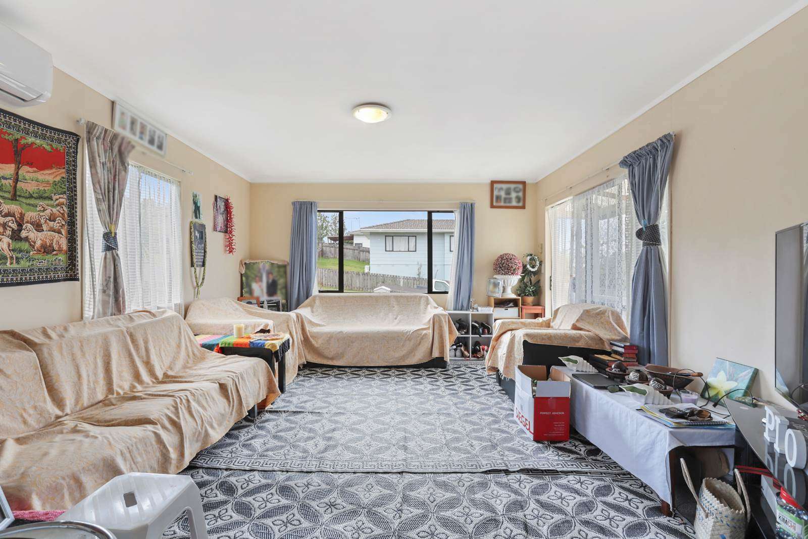1 Loughanure Place Massey Waitakere City Houses for Sale One Roof