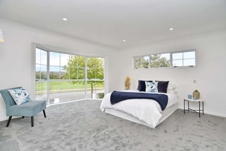 18 Travis Country Drive Burwood_12