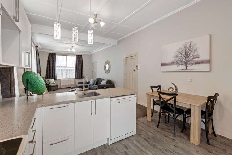 9 Helena Street Forbury_12