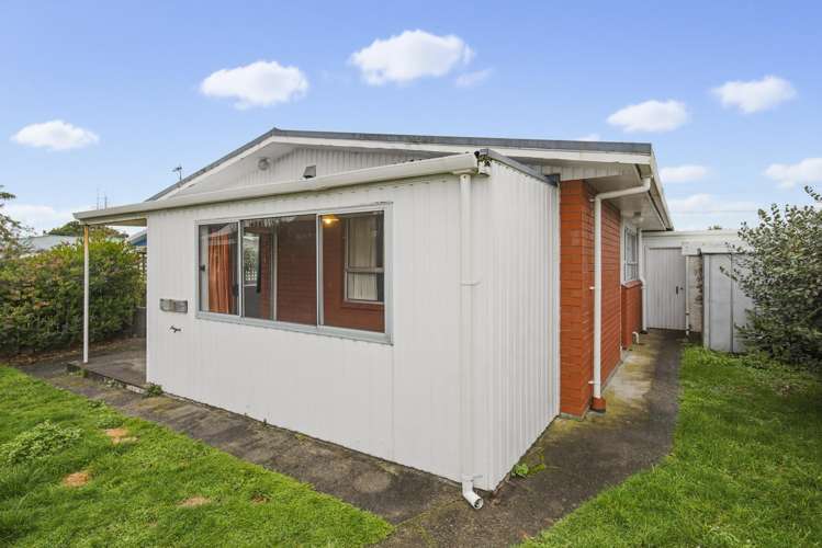 5 Parker Avenue Levin_32
