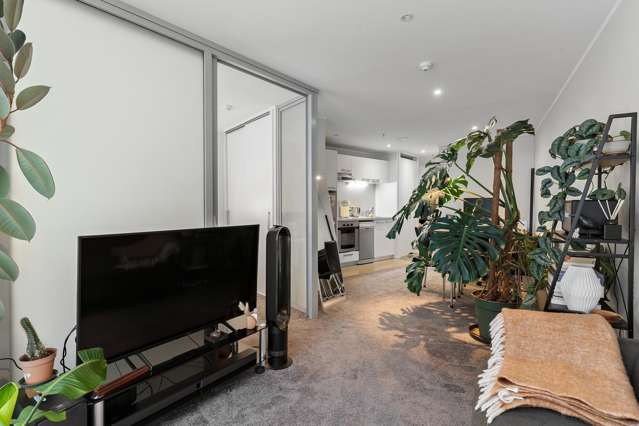 Spacious Apartment - Unbeatable Location