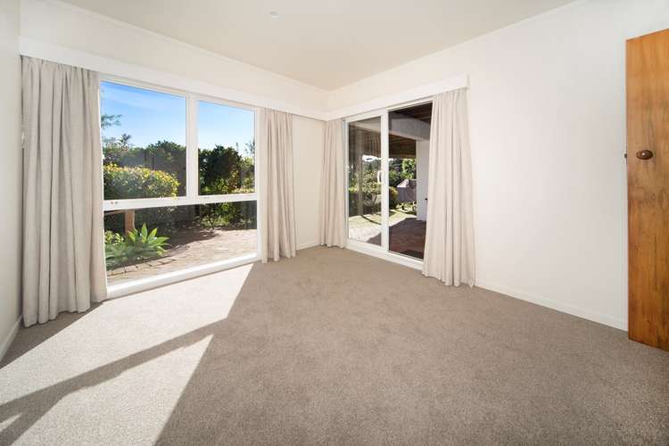 15 Valkyria Place Beach Haven_9