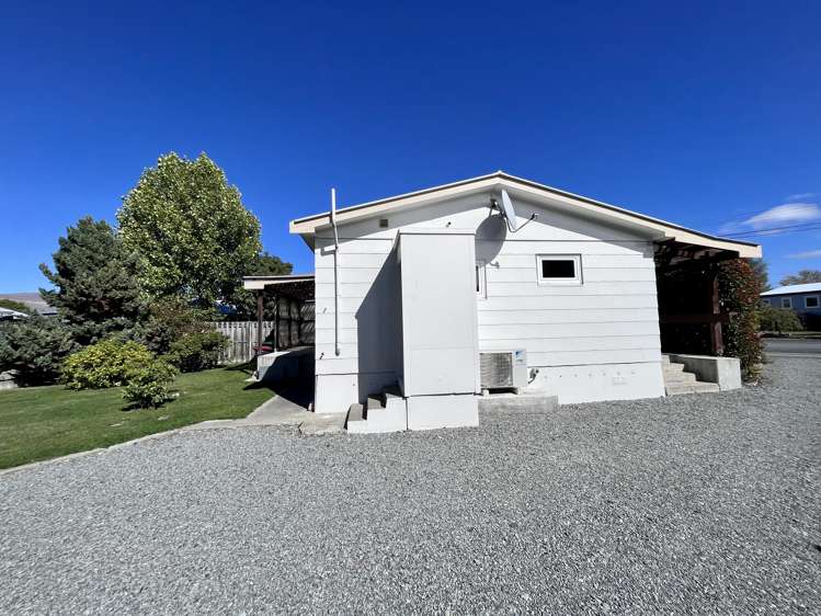31 Maryburn Road Twizel_13