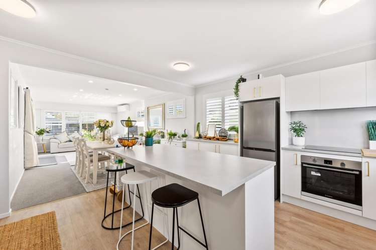 58 Chorley Avenue Massey_10