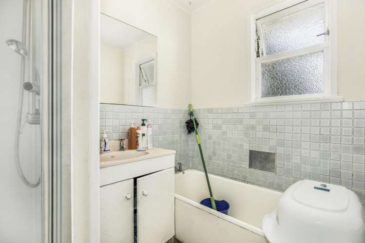 31 Hobart Crescent Wattle Downs_8