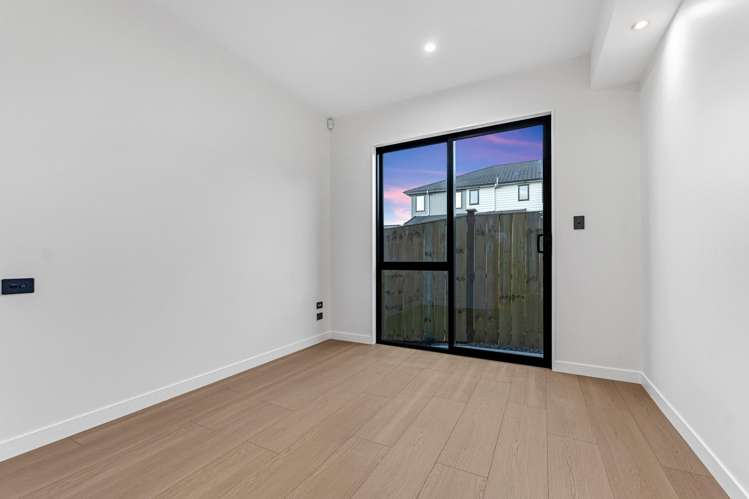 37 Hing Street Flat Bush_15
