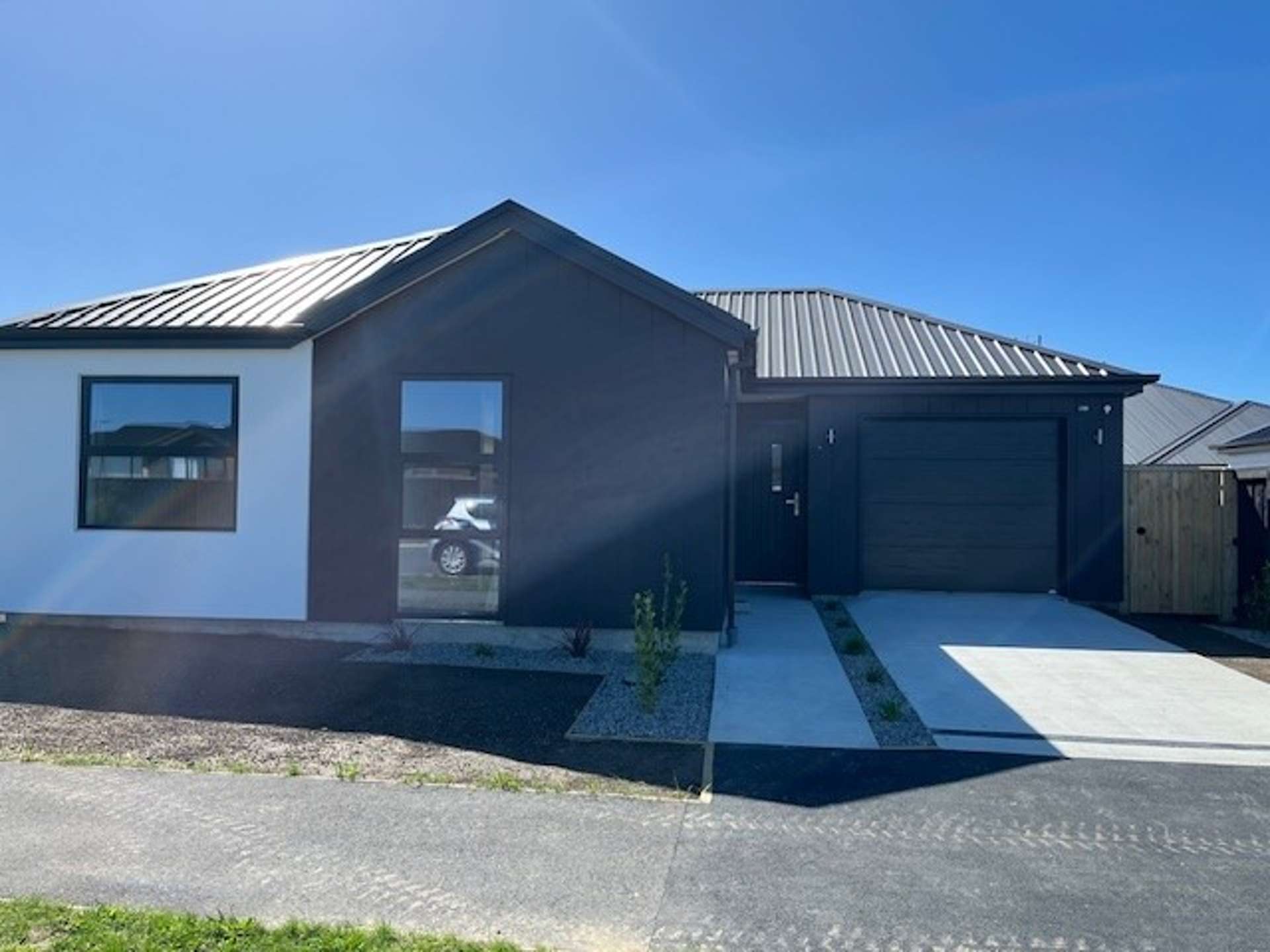 3 Finn Avenue 11103_0