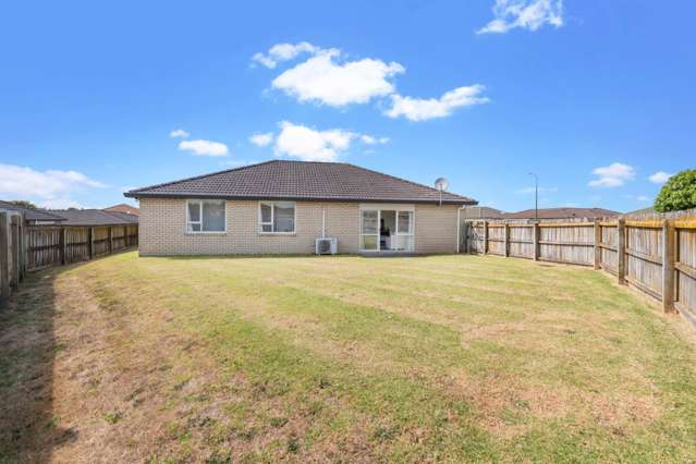4 Waldos Way Mangere_2