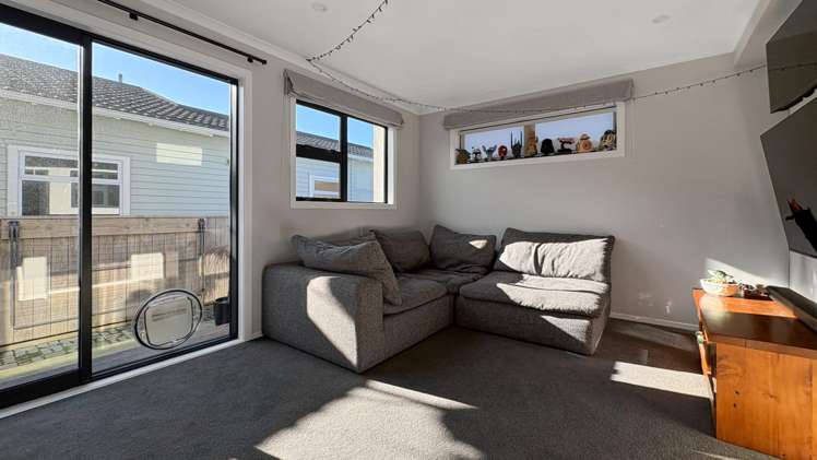 B/146 Cuba Street 1336_5