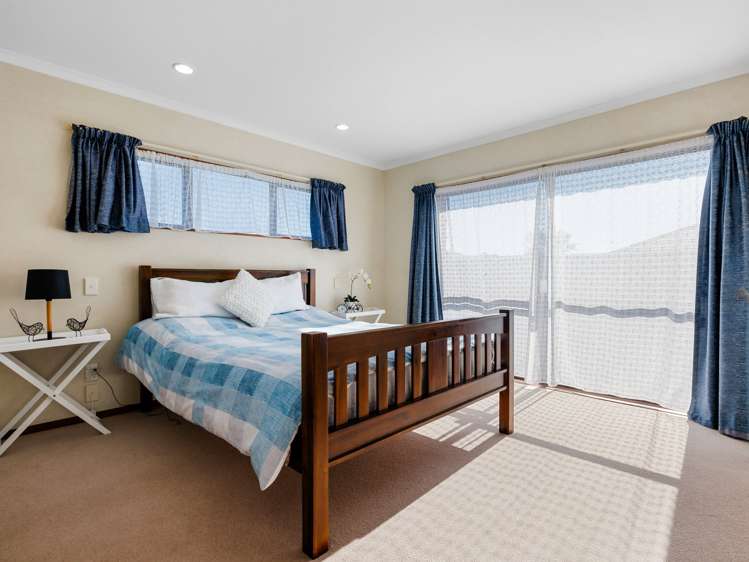 26 Farnborough Drive Nawton_8