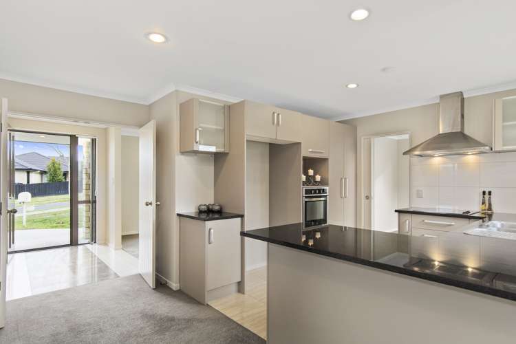 84 Fairfax Crescent Pyes Pa_13