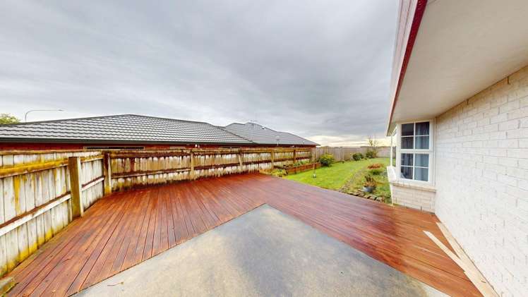 123 Pacific Drive Fitzherbert_13