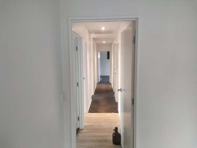 63 Howards Drive Lake Hayes Estate_3