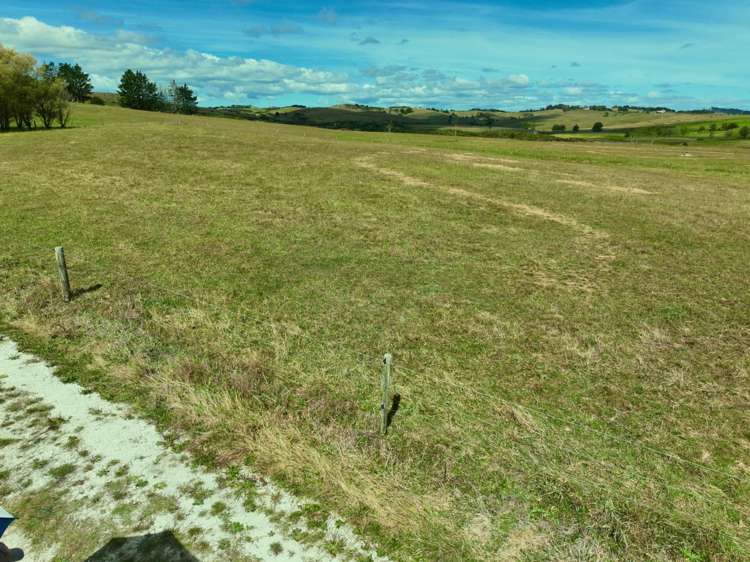 56 Lawrence Road Kaiwaka_15