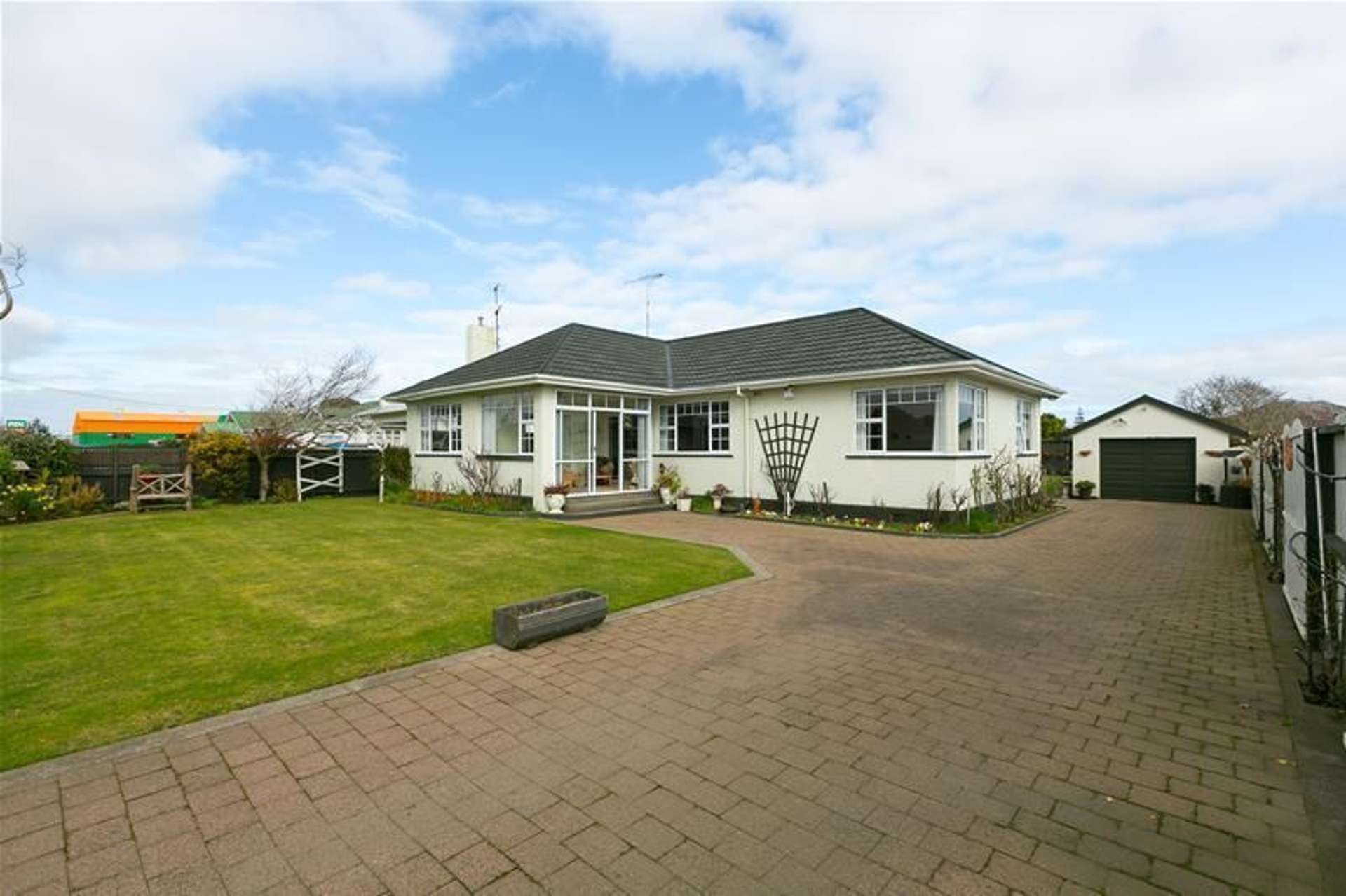 229 Glover Road Hawera_0