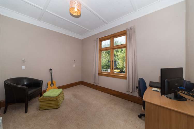 2 Poole Street Feilding_12