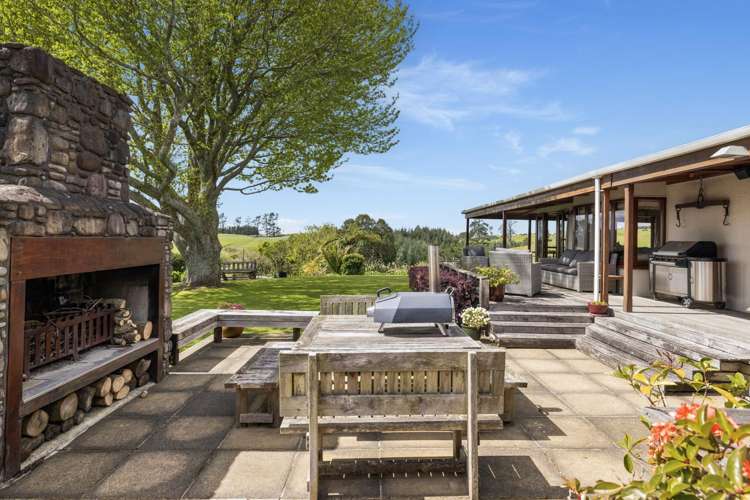 181 Lund Road Aongatete_11
