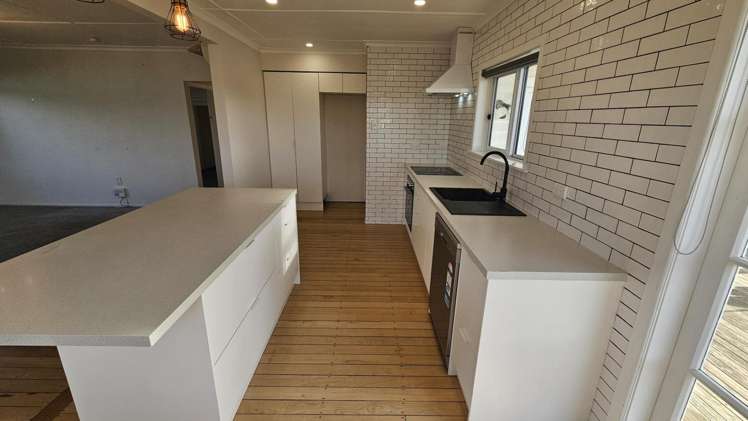 1137 Devon Road Bell Block_2