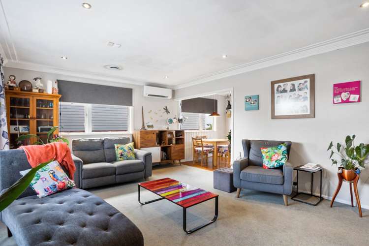 41 Archibald Road Kelston_11