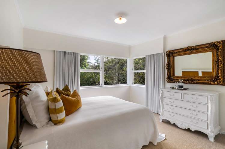 35 Ridgemount Rise Mangere Bridge_14