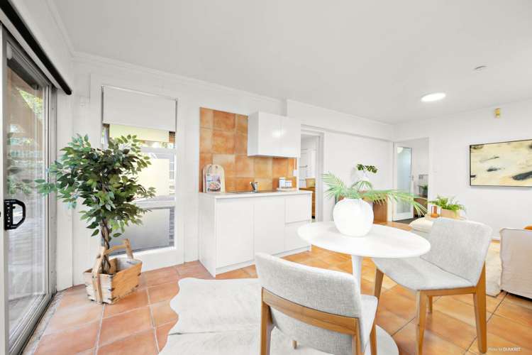 69 Milton Road Mount Eden_14