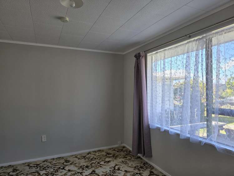 52 Kowhai Avenue Kaiaua_11