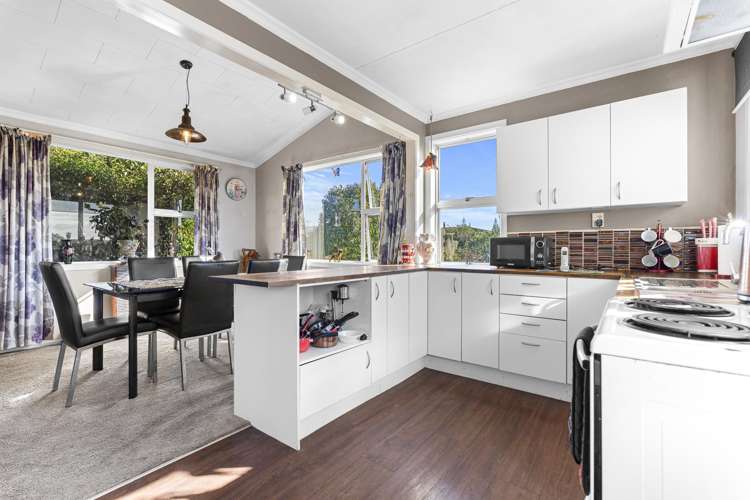 157 Parklands Avenue_1