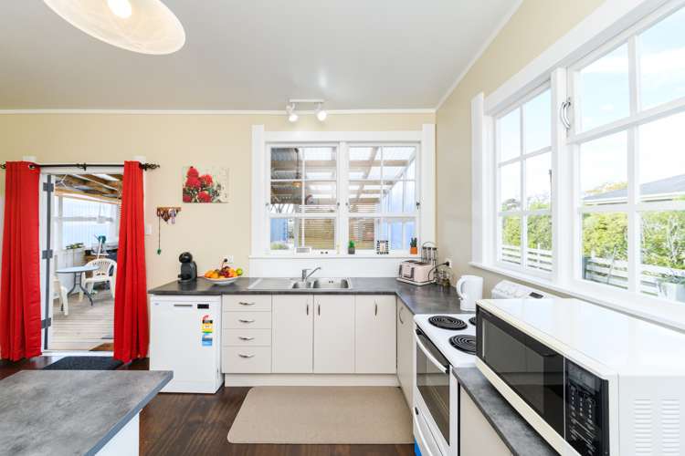 8 Toia Street Marton_17