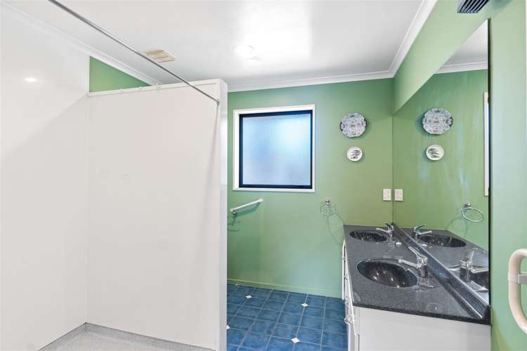 16 Raphael Close Rolleston_25