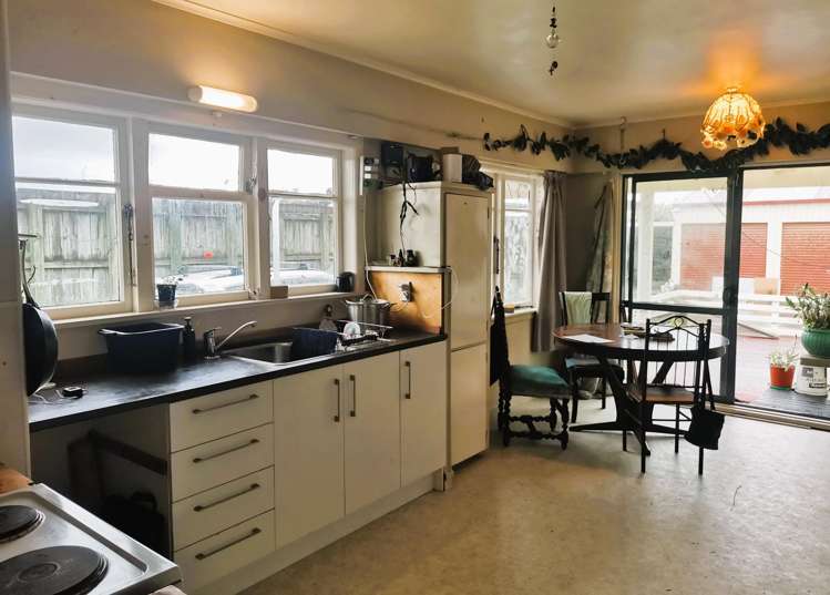 32 Cove Road_3
