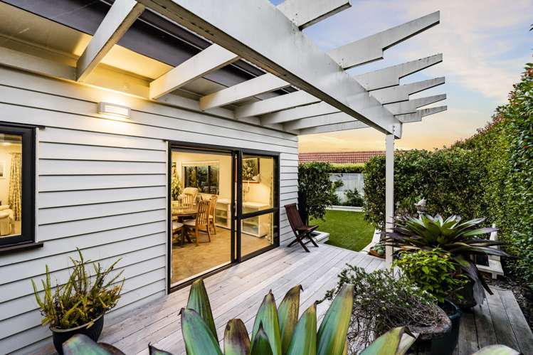 1 Parkwood Crescent Gulf Harbour_14