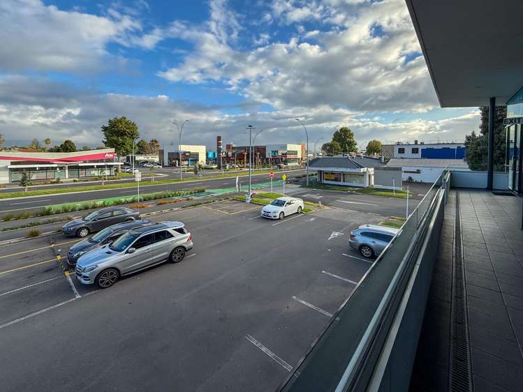 602 Cameron Road Tauranga South_5