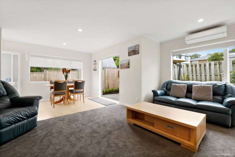 1/130 Brian Crescent Stanmore Bay_6