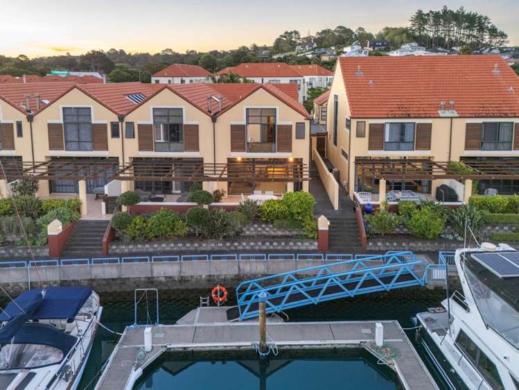 97 Waterside Crescent Gulf Harbour_3