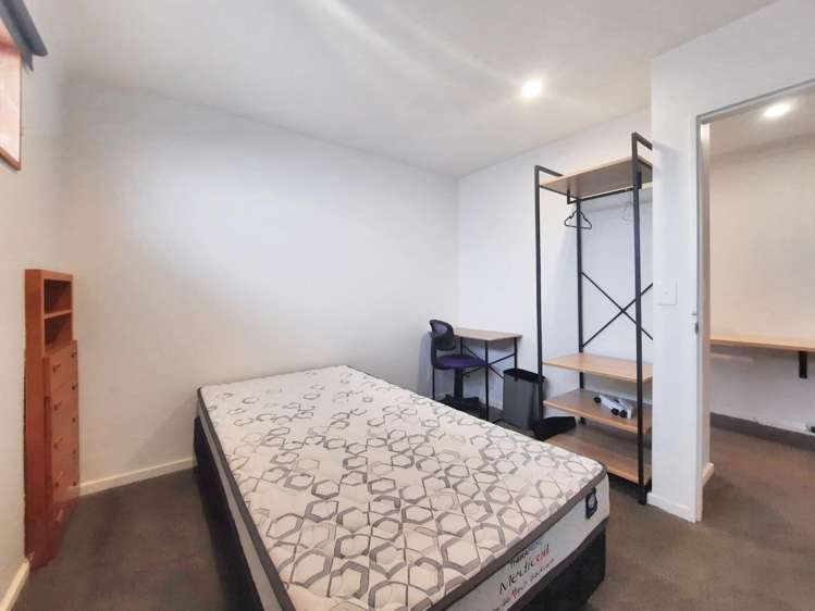 45 Hands Road 1486_8