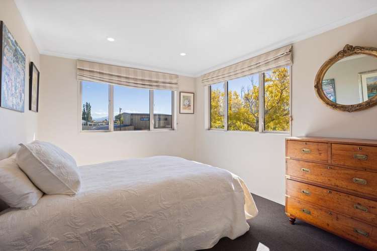 6 Evesham Lane Springlands_21