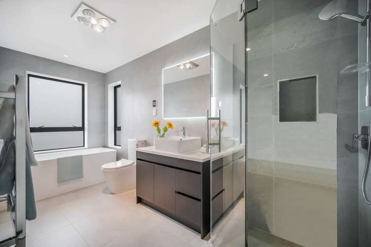 3 Uru Drive Flat Bush_15