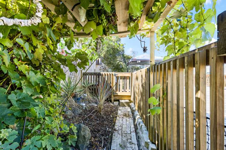 6 West Glade Crescent Birkenhead_23