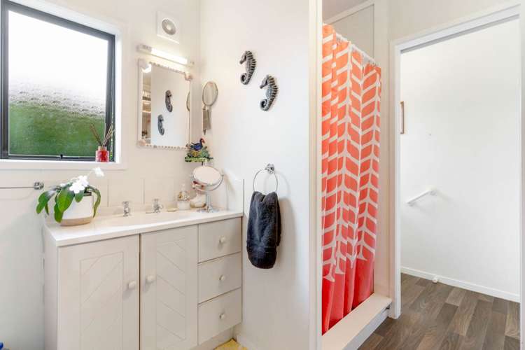 22 Harbour View Road Point Wells_6