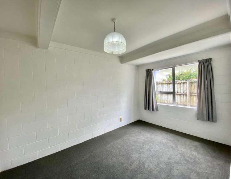 2/10 Marlene Avenue Te Atatu South_7