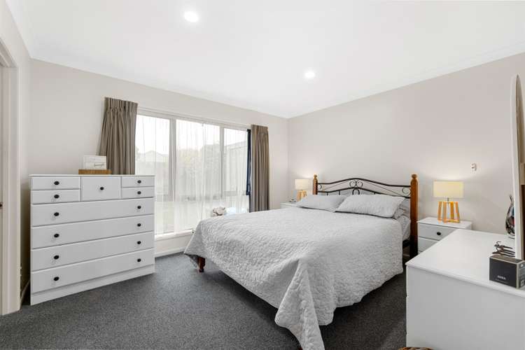 19 Cayman Close Shirley_7