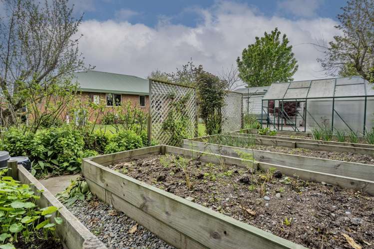 63 Gladstone Road Woodend_14