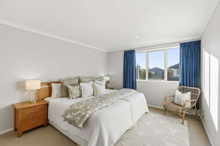 25 Applefield Court Northwood_14