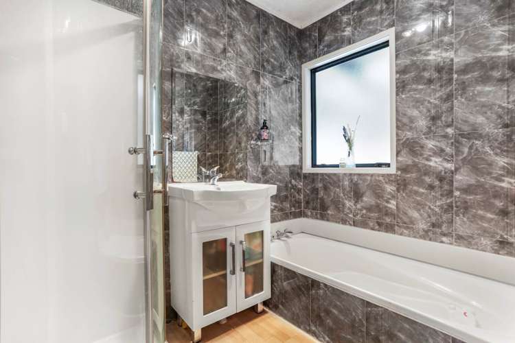 6 Kopu Place Clendon Park_11