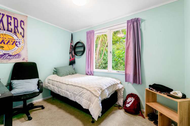 42 Selwyn Crescent Forrest Hill_13
