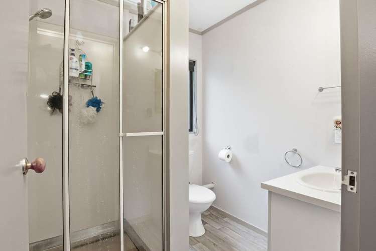 2/18 Sailmaker Close Whitby_12