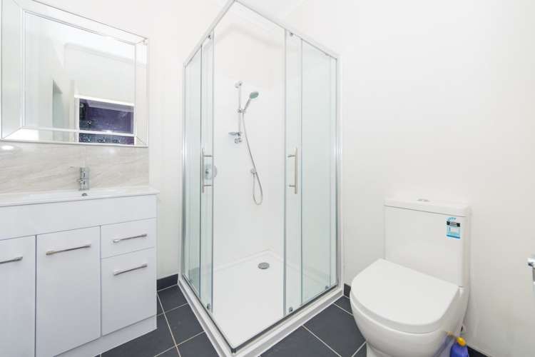 2a Kilcar Place Massey_12