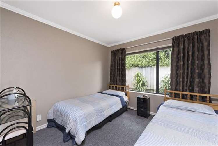 17 Bayfair Drive Mount Maunganui_13